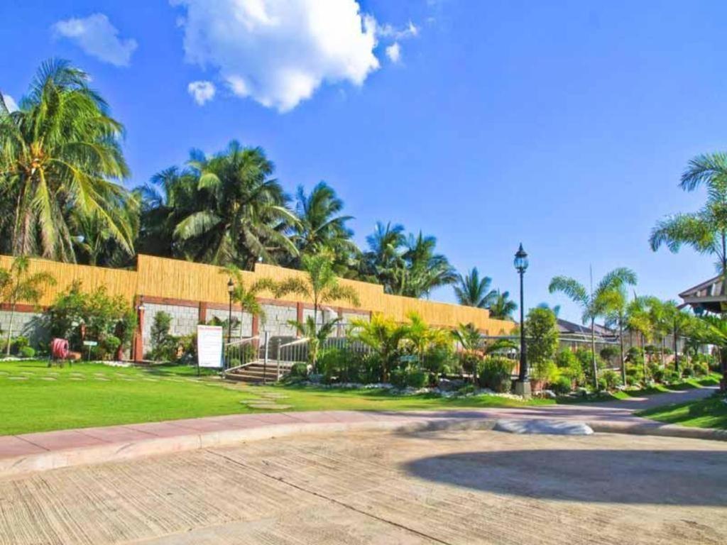La Suena Brisa Beach Resort And Events Place Batangas Екстер'єр фото